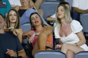 Άρης - ΑΕΚ: Οι... πρωταθλητές ξεκίνησαν με τρίποντο! (φώτος)