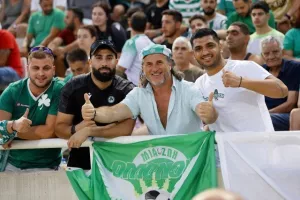 Ομόνοια - Καμπάλα: Πρόκριση με "καρέ", Μπεζούς και... γεμάτη εμφάνιση! (Φώτος)