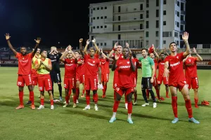 (ΒΙΝΤΕΟ Kerkida) Η... αντίδραση έφερε χειροκρότημα 