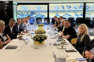 AEK: Παρέθεσε γεύμα σε UEFA και Αντβέρπ στην ΟPAP Arena