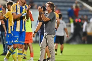Σα Πίντο στους παίκτες