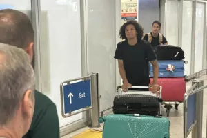 Στην Αθήνα για τον Παναθηναϊκό ο Αράο: «Ήρθα για να κατακτήσω τίτλους»