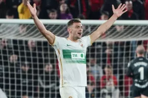 Δεν δίνει Μπογέ για κάτω από 10 εκατ. ευρώ η Έλτσε - Προσπαθεί να ρίξει τις απαιτήσεις ο Ολυμπιακός»