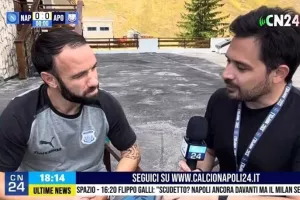 Ο Βαλμπουενά "παίζει" στα οπαδικά της Νάπολι (φώτος)