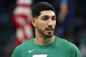 «Αν μου επιτρεπόταν να παίξω στο WNBA, θα άλλαζα το όνομά μου σε Ενέσια και θα είχα 60 πόντους μέσο όρο»!