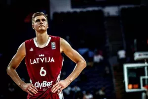 Λετονία: Αγωνία για Πορζίνγκις