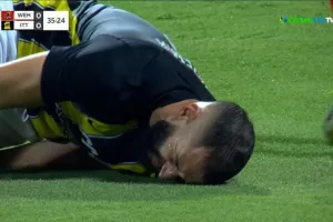 Χτύπησε και έγινε αναγκαστική αλλαγή ο Μπενζεμά