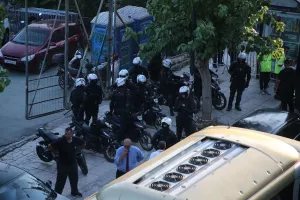 Παναθηναϊκός: Τρεις συλλήψεις στη Λεωφόρο, ο ένας είχε πάνω του μαχαίρι