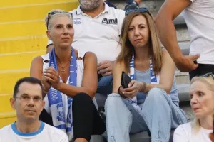 (Φωτορεπορτάζ) Ο κόσμος στο "Αμμόχωστος"
