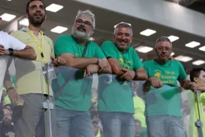 (Φωτορεπορτάζ) Ο κόσμος της ΑΕΚ στην "ΑΡΕΝΑ"