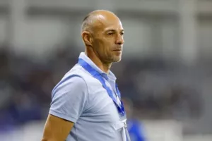 Η σκέψη του Μπογκτάν είναι... μία