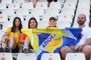 (Φωτορεπορτάζ) Οι ΑΠΟΕΛίστες στο ΓΣΠ
