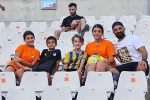 (Φωτορεπορτάζ) Οι ΑΠΟΕΛίστες στο ΓΣΠ