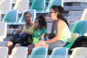 (Φωτορεπορτάζ) Ο κόσμος της ΑΕΚ στην "ΑΡΕΝΑ"