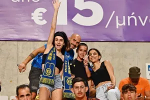 (Φωτορεπορτάζ) Οι ΑΠΟΕΛίστες στο ΓΣΠ