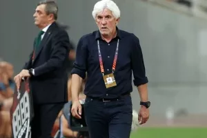 Γιοβάνοβιτς: "Έχω παίκτες που βάζουν το ''εγώ'' τους κάτω από την ομάδα"