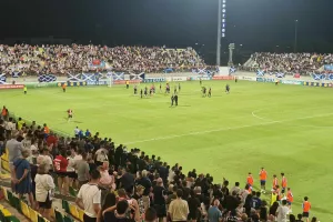 Αρένα ή  Hampden Park;