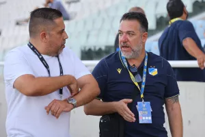 Ροδόλφο/Πετεβίνος