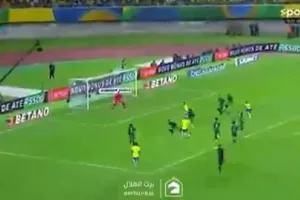 Solo... Neymar 