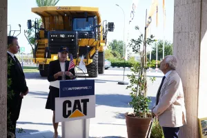 Δύο γιγαντιαία Caterpillar 775G στην Cyfield από την CTC Automotive Ltd