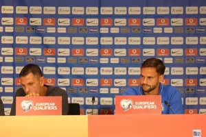 Χατζηδιάκος: «Να πονάμε για το εθνόσημο, δεν είμαστε κατώτεροι των Ολλανδών»