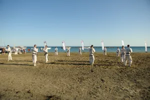 "Μεγαλύτερη  αθλητική διοργάνωση πολεμικών τεχνών που γίνεται σε παραλία"