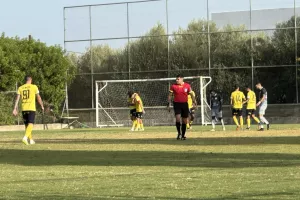 Φιλική... εξάρα για ΑΕΛ (φώτος)
