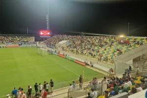 Εντός έδρας ή εκτός έδρας η Εθνική μας;