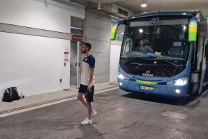 Η άφιξη της Εθνικής μας στο "ΑΕΚ Αρένα" (φώτος)