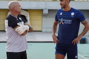 Προπόνηση με... φουλ ρόστερ (Φώτος)