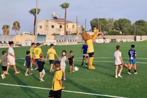 Το πάρτι των μικρών ΑΕΛιστών! (Φώτος)