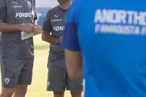 Ανόρθωση: Φουλάρουν για Καρμιώτισσα (φώτος)