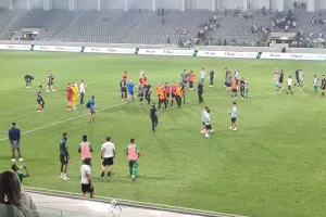 Άρης-Πάφος: Ντέρμπι όπως το περιμέναμε, τρομερός… Βανά και μοιρασιά (φώτος)