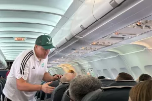 Ο Σπιλέφσκι... τους χαιρέτισε όλους! (φώτος/βίντεο)