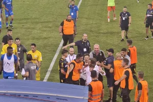 Αποβλήθηκαν Γκαγιέγο και Σα Πίντο! (φώτος)