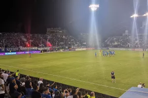 Φάνηκε... στο χειροκρότημα ότι βρίσκεται στον σωστό δρόμο