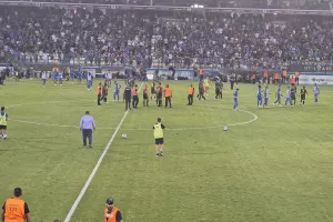 Ανόρθωση - ΑΠΟΕΛ: Ο Μπέλετς κράτησε... όρθιο τον ΑΠΟΕΛ και είπε "όχι" στην "Κυρία"! (φώτος) 