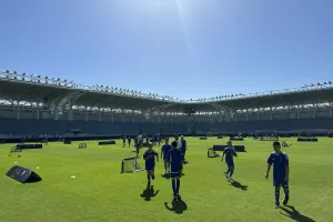 (ΦΩΤΟΣ) Εκδήλωση με Λουίς Φίγκο και άλλους στο "Άλφαμεγα"