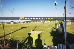 ΦΩΤΟΣ Kerkida/Αρκετός κόσμος στο "Ηλίας Πούλλος" για το Ομόνοια-Ομόνοια29Μ (Κ19)