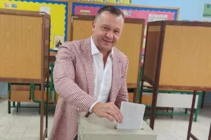 Ψήφισε... μεταγραφή!