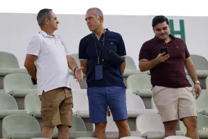Στην παρουσία του Ανδρονίκου