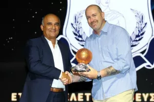 ΦΩΤΟΣ/Τελετή βραβεύσεων της ΚΟΚ