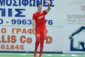 Λύτρωση στις καθυστερήσεις και πρώτη “ερυθρόλευκη” νίκη (Φώτος)