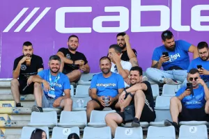 Στα... μπλε η Δυτική από τους Ανορθωσιάτες (φωτορεπορτάζ)
