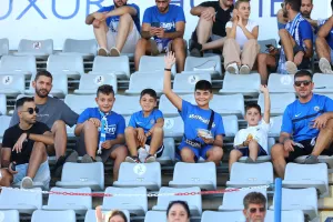 Στα... μπλε η Δυτική από τους Ανορθωσιάτες (φωτορεπορτάζ)