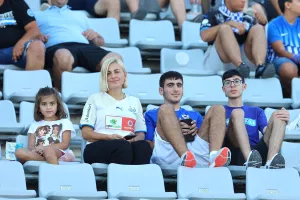 Στα... μπλε η Δυτική από τους Ανορθωσιάτες (φωτορεπορτάζ)