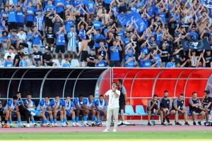 Στα... μπλε η Δυτική από τους Ανορθωσιάτες (φωτορεπορτάζ)