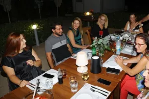 (ΦΩΤΟΣ) Συνάντηση με την πρόεδρο της Βουλής