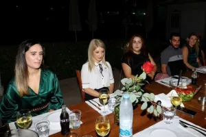 (ΦΩΤΟΣ) Συνάντηση με την πρόεδρο της Βουλής