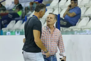 Το καλωσόρισμα του Σάντη στον Πρόδρομο στο "ΠΑΠ" (φώτος)